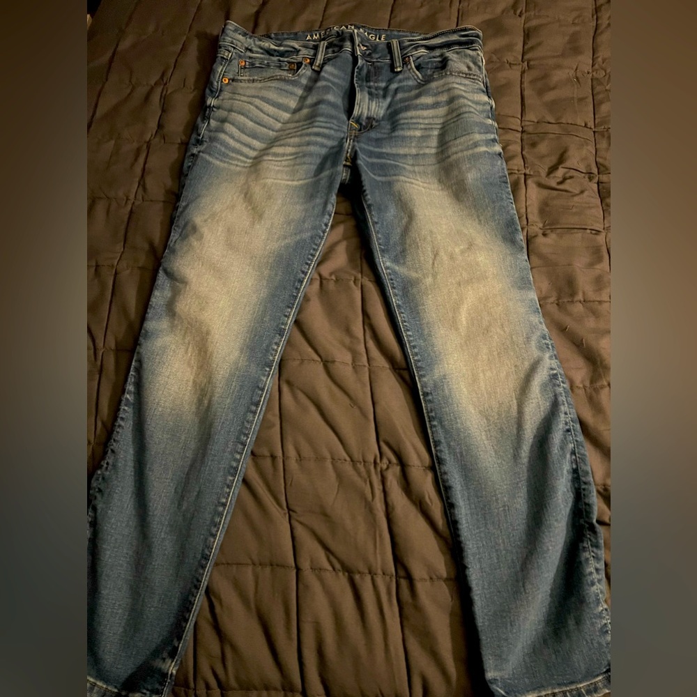 American Eagle jeans, skinny jeans, stretched